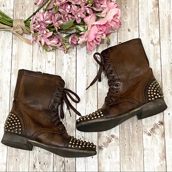 Steve Madden Tarnney Brown Gold Leather Stud Boots - Picture 6 of 16